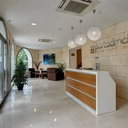 Porto Drach & Appartamento 4*